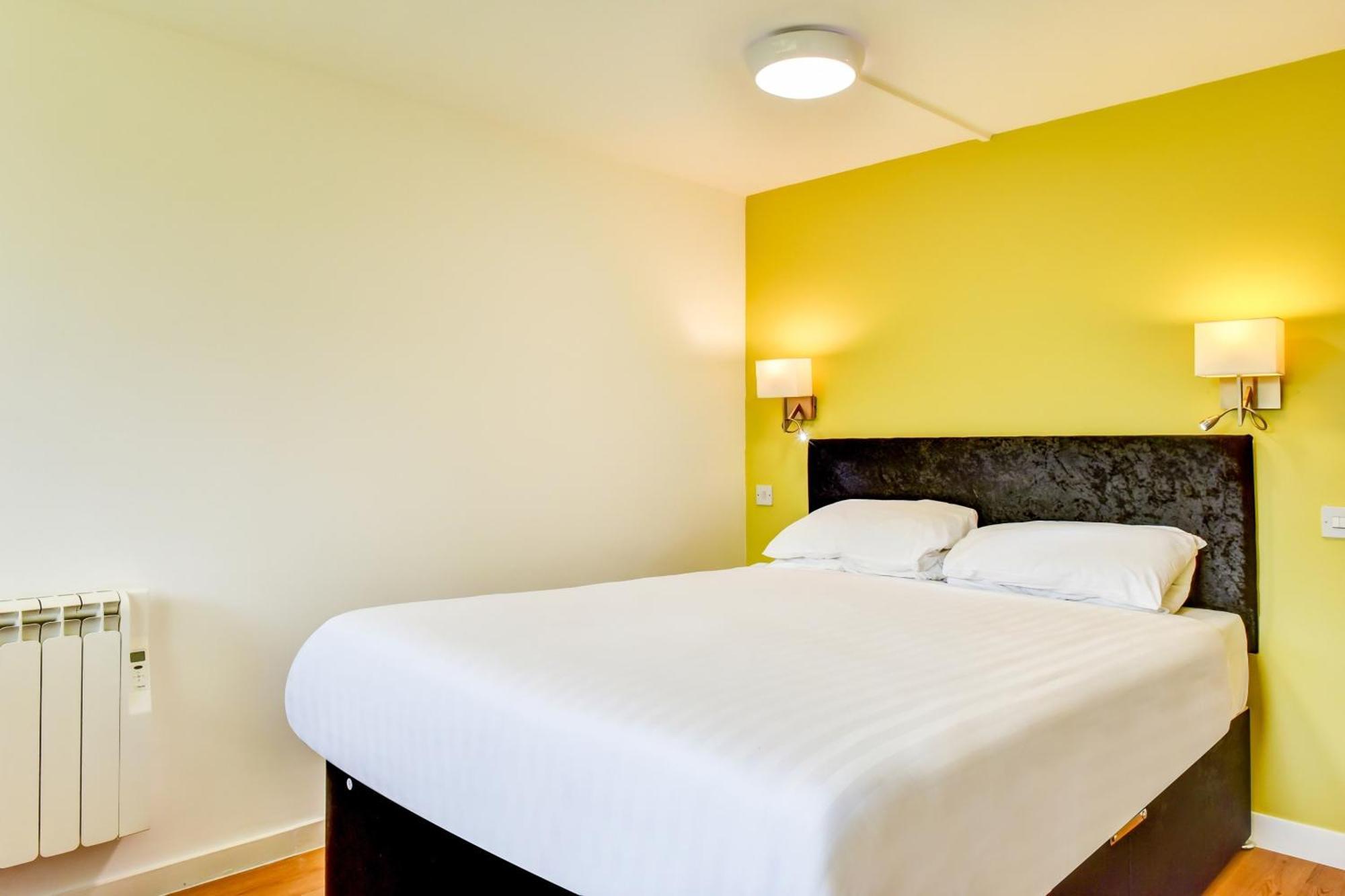 The Rafiya, Hotel