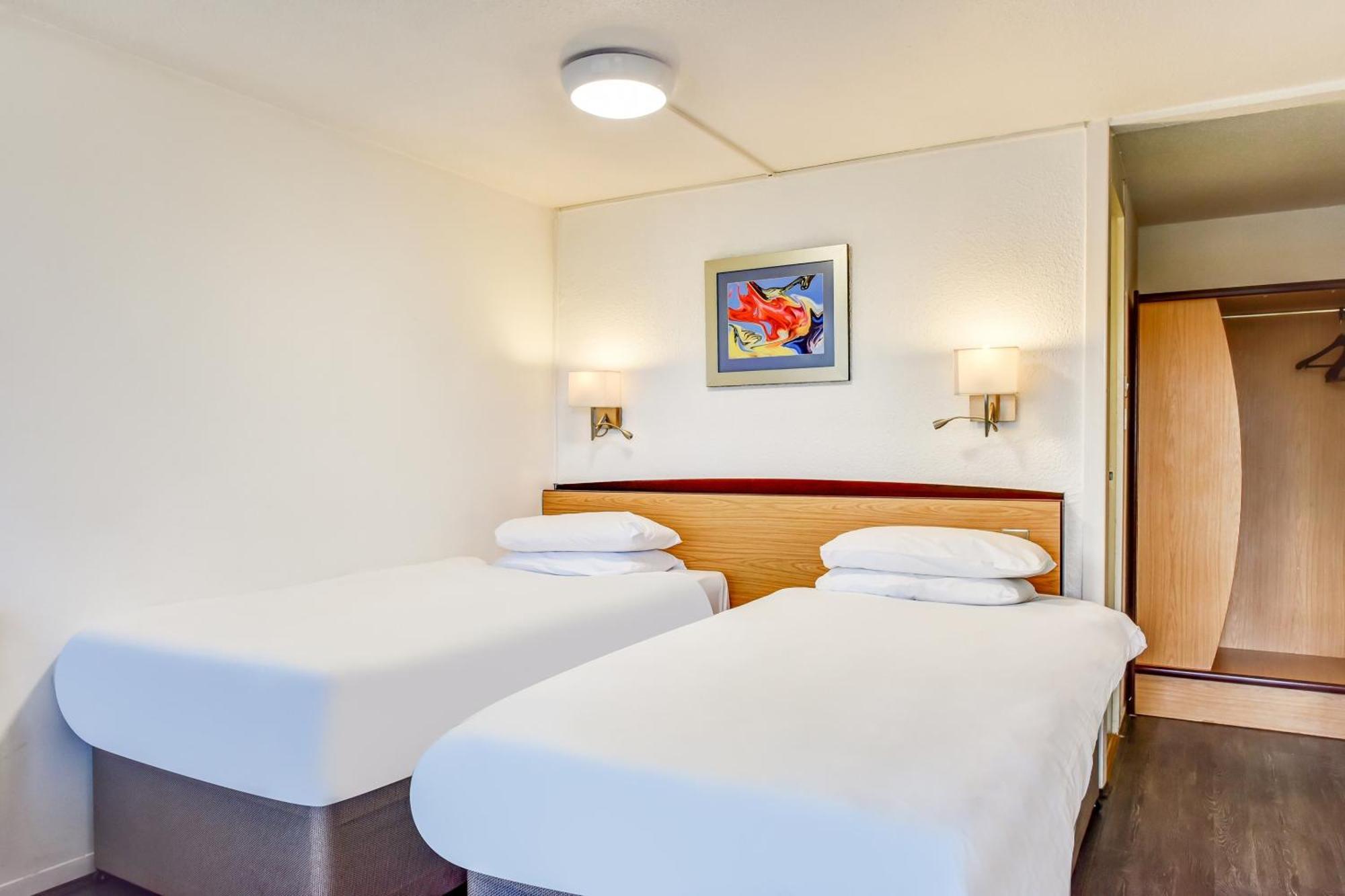 Hotel The Rafiya,